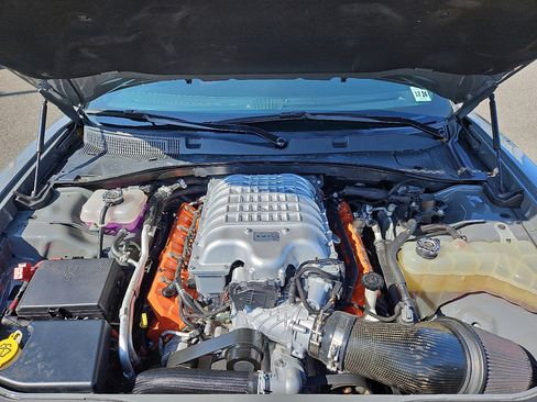 Used 2019 Dodge Charger SRT Hellcat w/ Harman/Kardon Audio Group image 25