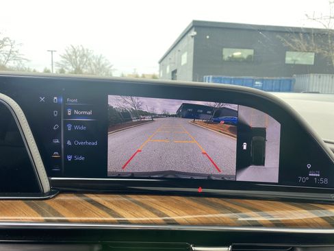 Used 2024 Cadillac Escalade Sport Platinum w/ Heavy-Duty Trailer Package image 81