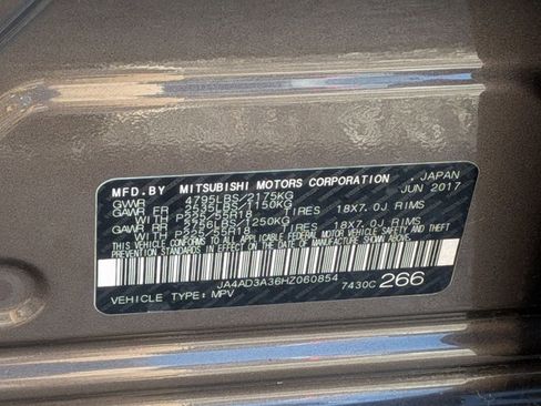 Used 2017 Mitsubishi Outlander SEL image 15