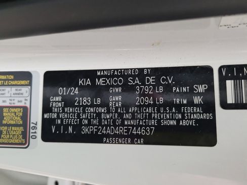 Used 2024 Kia Forte LXS w/ LXS Technology Package FWD image 33