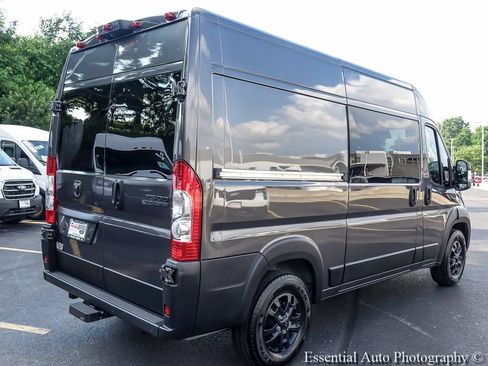 Used 2023 RAM ProMaster 2500 w/ Black Appearance Package FWD image 8