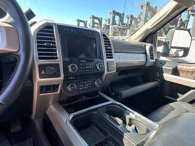 Used 2017 Ford F250 Lariat w/ Lariat Ultimate Package AWD/4WD image 17