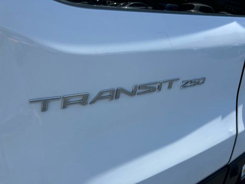 Used 2024 Ford Transit 250 Low Roof w/ Exterior Upgrade Package image 27