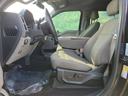 Used 2019 Ford F150 XLT w/ Equipment Group 302A Luxury RWD image 13