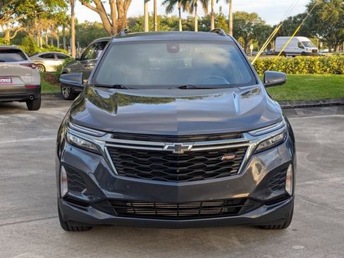 Used 2022 Chevrolet Equinox RS w/ Infotainment Package image 2