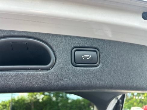 Used 2021 Hyundai Tucson Limited FWD image 30