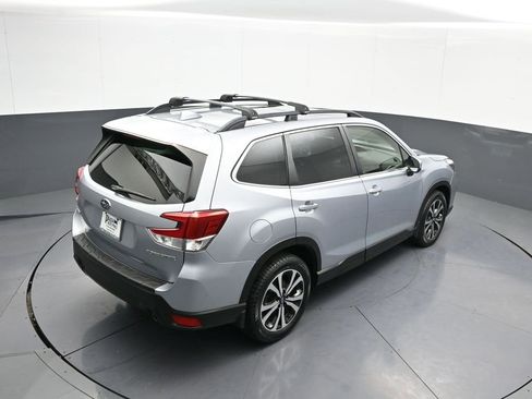 Used 2021 Subaru Forester Limited image 38