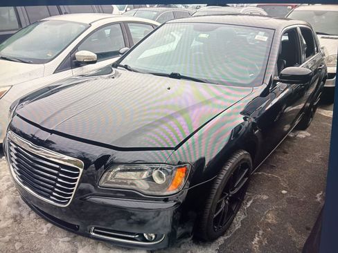 Used 2014 Chrysler 300 S image 1