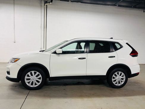 Used 2017 Nissan Rogue S FWD image 5