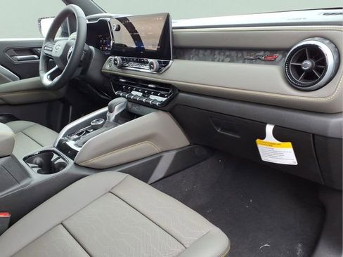 New 2026 Chevrolet Colorado ZR2 w/ Technology Package image 20