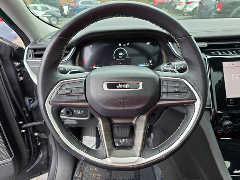 Used 2022 Jeep Grand Cherokee L Limited AWD/4WD image 19