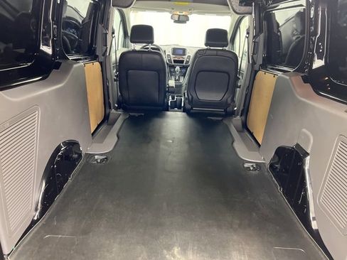 Used 2021 Ford Transit Connect XL image 8