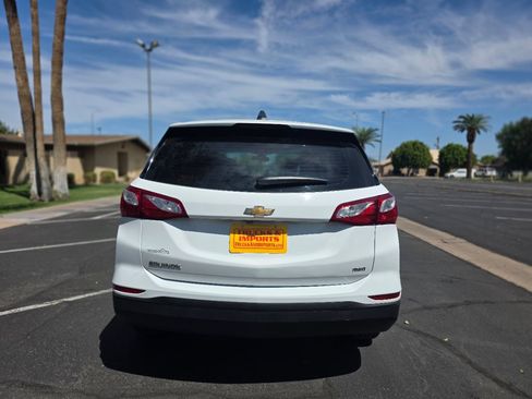 Used 2019 Chevrolet Equinox LS AWD/4WD image 11