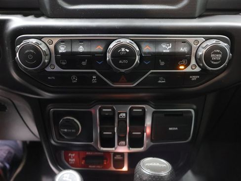 Used 2021 Jeep Gladiator Mojave w/ LED Lighting Group AWD/4WD image 33