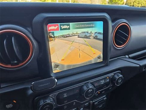 Used 2021 Jeep Gladiator Mojave image 30