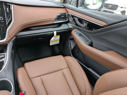 Certified 2025 Subaru Outback Touring XT w/ Popular Package #2 image 18