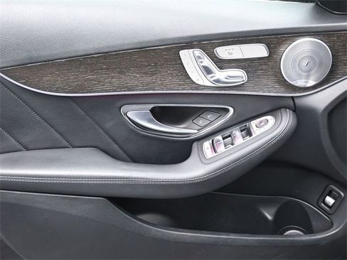 Used 2020 Mercedes-Benz C 300 4MATIC Sedan image 11