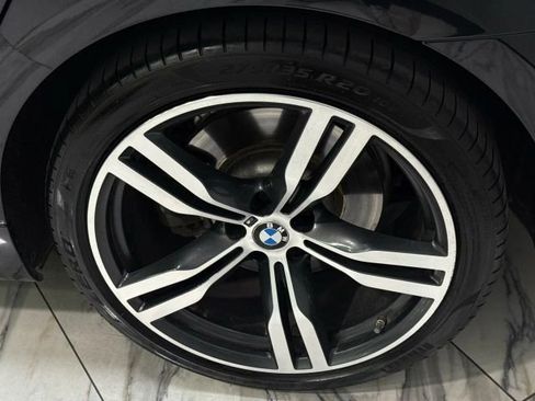 Used 2017 BMW 750i xDrive image 31