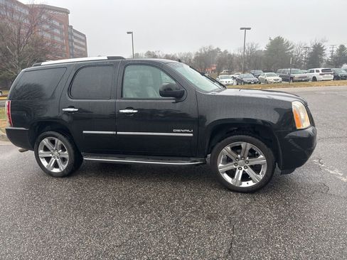 Used 2012 GMC Yukon Denali image 3