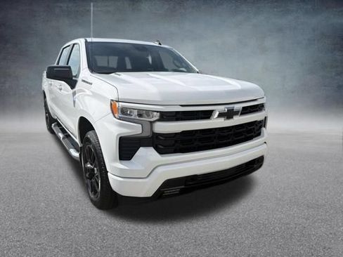 Used 2025 Chevrolet Silverado 1500 RST w/ Convenience Package II AWD/4WD image 5