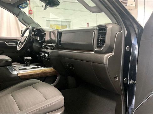 Used 2024 GMC Sierra 1500 Elevation w/ X31 Off-Road Package AWD/4WD image 13