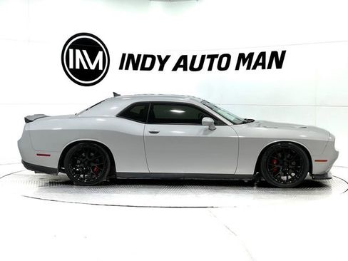 Used 2019 Dodge Challenger R/T Scat Pack w/ Plus Package image 3