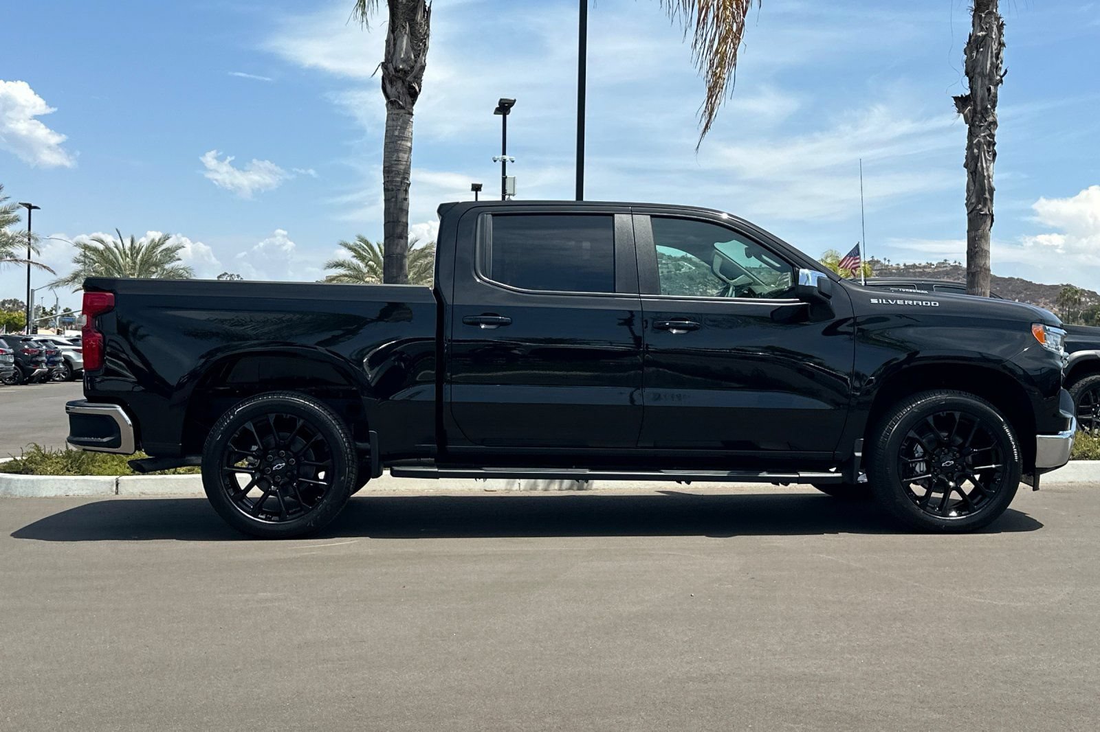 New 2026 Chevrolet Silverado 1500 LT w/ Leather Package RWD image 3