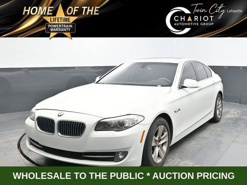 Used 2013 BMW 528i Sedan image 1