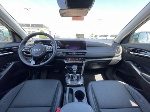 New 2026 Kia Seltos EX image 28