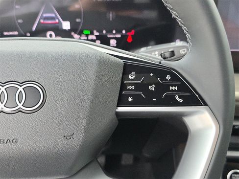 New 2025 Audi Q5 Premium Plus image 21
