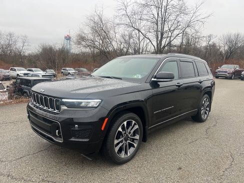 Used 2021 Jeep Grand Cherokee L Overland w/ Advanced Protech Group III image 4