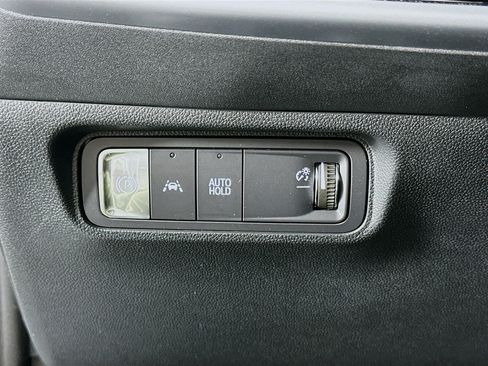 Used 2025 Honda Prologue EX image 17