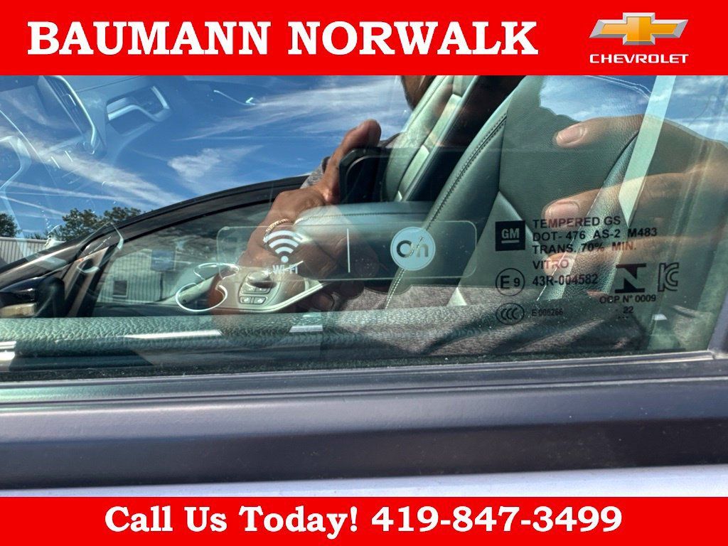 Used 2022 GMC Terrain SLT AWD/4WD image 12
