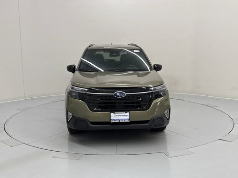 Used 2026 Subaru Forester Touring AWD/4WD image 8