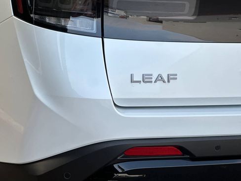 New 2026 Nissan Leaf Platinum+ image 32