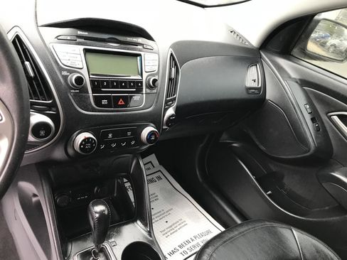 Used 2012 Hyundai Tucson GLS FWD image 12