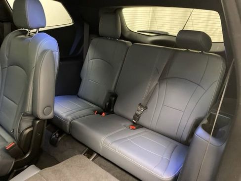 Certified 2023 Buick Enclave Essence w/ Experience Buick Package image 22