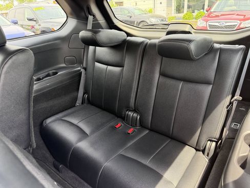 Used 2020 Nissan Pathfinder S AWD/4WD image 12