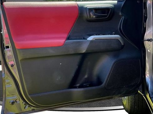 Used 2023 Toyota Tacoma SR5 RWD image 22