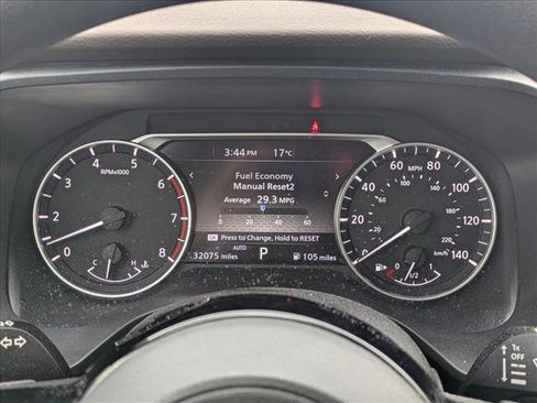 Used 2021 Nissan Rogue SV image 19