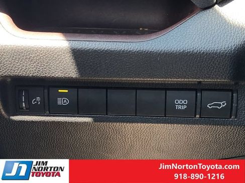 Used 2023 Toyota RAV4 Limited AWD/4WD image 24
