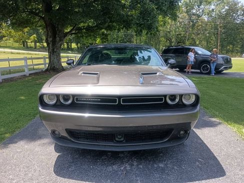 Used 2018 Dodge Challenger GT w/ Technology Group AWD/4WD image 4