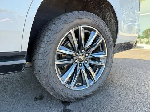 Used 2023 Cadillac Escalade Sport Platinum w/ LPO, ONYX Package AWD/4WD image 30
