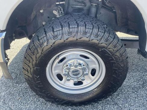 Used 2024 Ford F250 XL w/ FX4 Off-Road Package AWD/4WD image 11