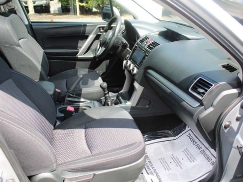 Used 2018 Subaru Forester 2.5i Premium AWD/4WD image 14