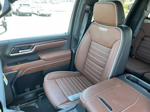 New 2026 GMC Sierra 2500 Denali Ultimate AWD/4WD image 24