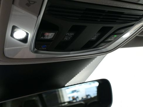 Used 2024 Acura MDX SH-AWD w/ Advance Package image 44