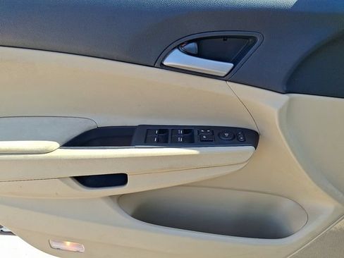 Used 2011 Honda Accord SE image 12