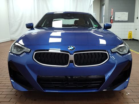 Used 2026 BMW 230i xDrive Coupe w/ Premium Package AWD/4WD image 5