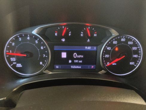 Used 2020 GMC Terrain SLE w/ Driver Convenience Package FWD image 23